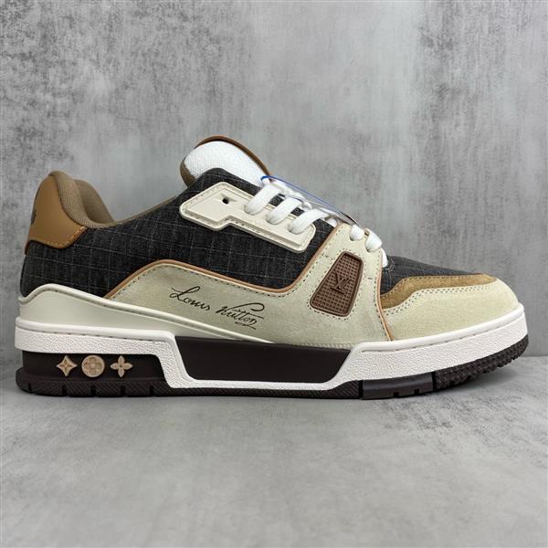 20251128154045472 390